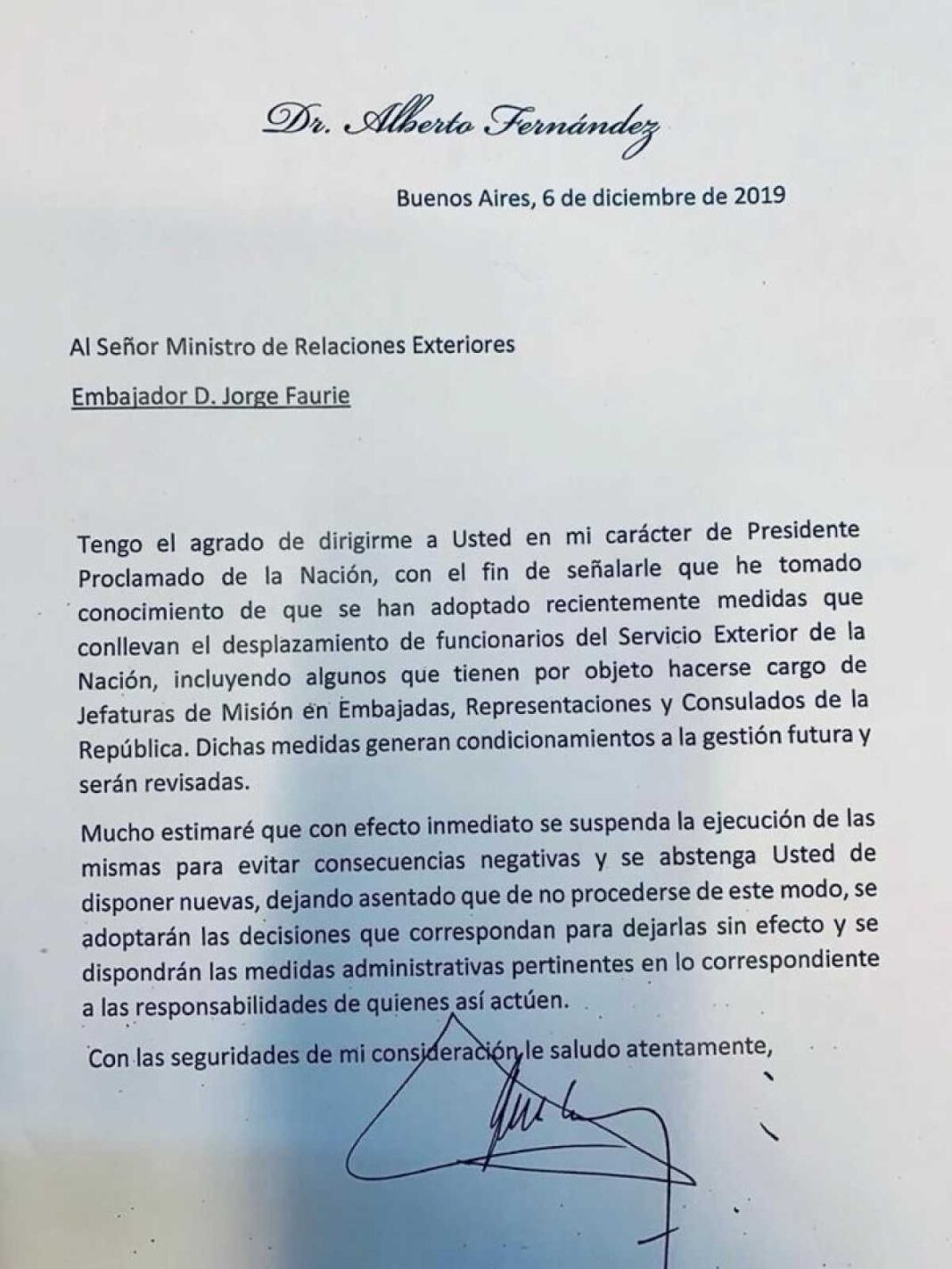 javier-milei-y-diana-mondino-pidieron-frenar-los-traslados-y-ascensos-de-la-cancilleria-y-prometen-erradicar-la-militancia