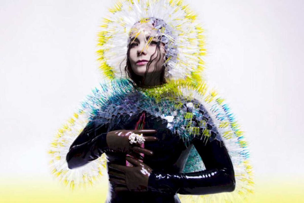 bjork-y-rosalia,-un-duo-impensado-con-fines-beneficos-y-ayuda-de-la-inteligencia-artificial