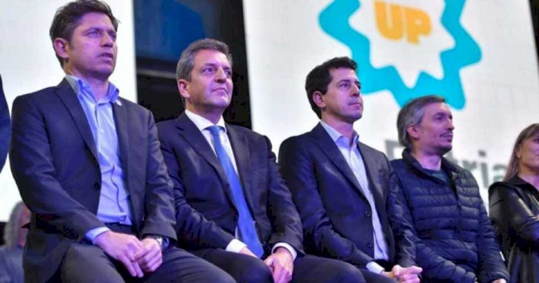 axel-kicillof-se-reunio-con-sergio-massa-y-maximo-kirchner-para-definir-una-estrategia-k-contra-el-dnu-de-javier-milei