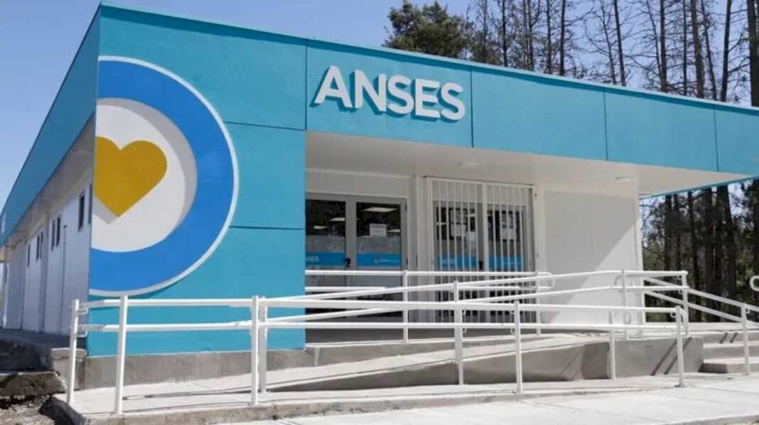 anses-cuando-cobro:-el-cronograma-de-pagos-de-este-viernes-1-de-diciembre