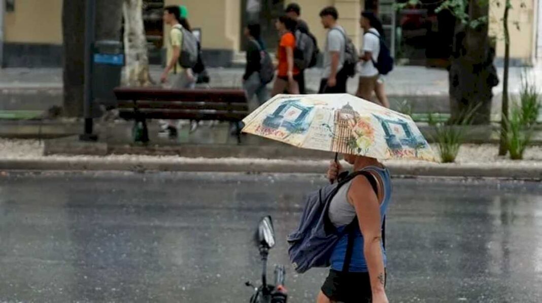 alerta-por-tormentas-en-buenos-aires-y-otras-siete-provincias-del-pais