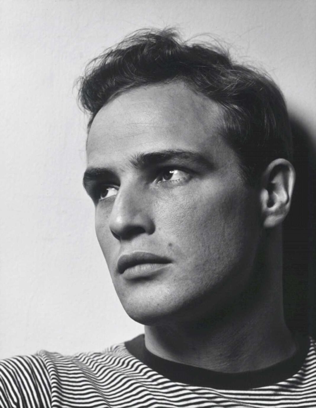 a-cien-anos-de-su-nacimiento,-marlon-brando-sigue-siendo-el-mejor-padrino-de-todos-los-tiempos:-retrato-de-un-rebelde-con-causa