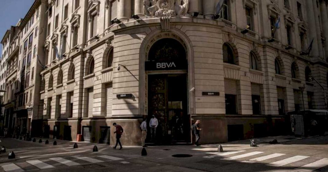 el-bbva-anuncio-que-reestructura-su-negocio-en-argentina