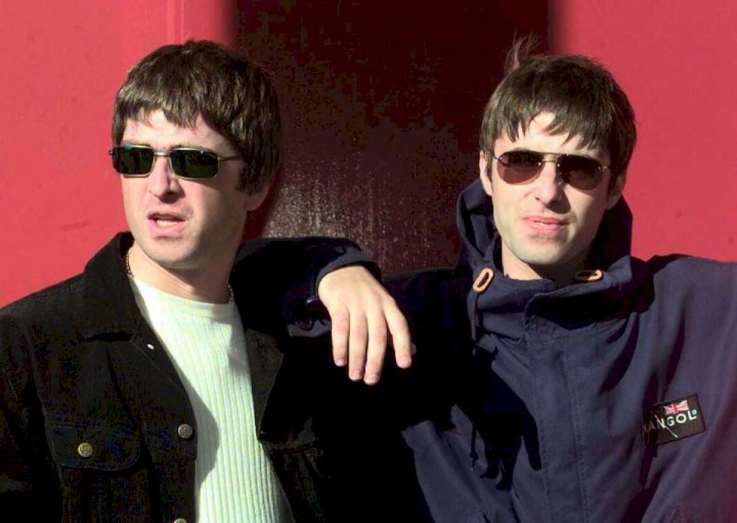 el-regreso-de-oasis:-cual-fue-su-disco-mas-exitoso-y-como-estuvo-a-punto-de-no-hacerse-por-las-peleas-entre-los-hermanos-gallagher