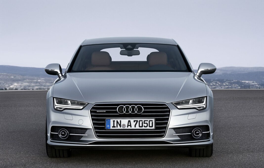 Audi A7 Sportback negro modelo 2018, uno de los vehículos a subastar en Rosario.