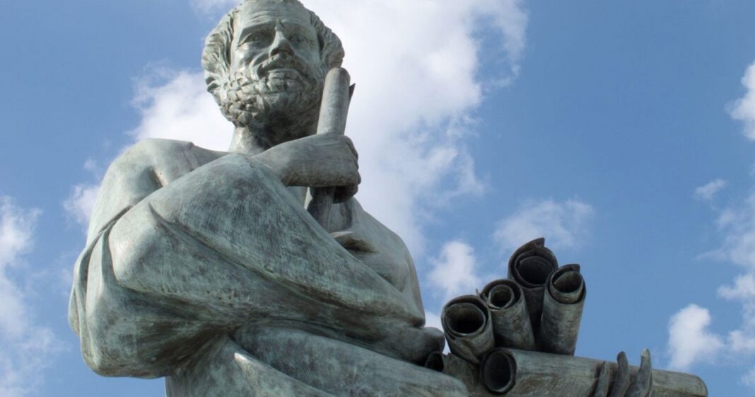 Representación artística de Aristóteles, filósofo griego, reflexionando.