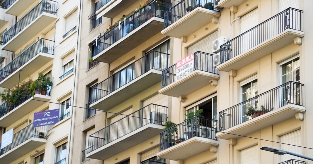 Gráfico de evolución de alquileres y edificios de departamentos en Buenos Aires