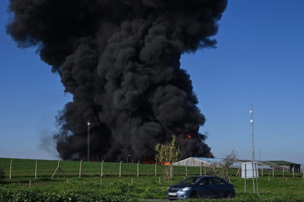 Mapa de Medio Oriente destacando la zona del Estrecho de Ormuz, en el contexto del conflicto.