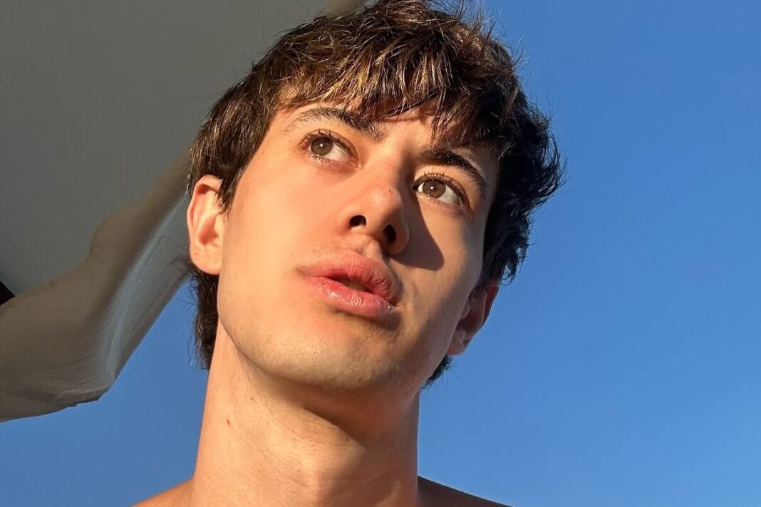 Dante Ortega durante entrevista con Moria Casán