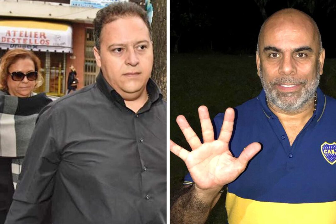 Ilustración de una balanza de justicia sobre documentos judiciales