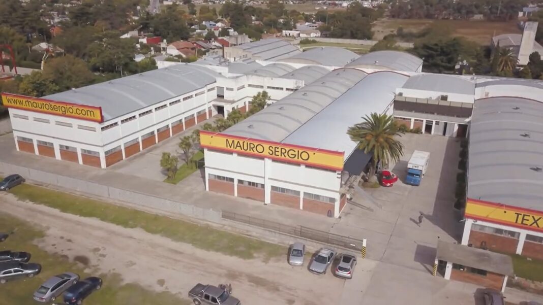 Fachada de la fábrica textil Mauro Sergio en Mar del Plata