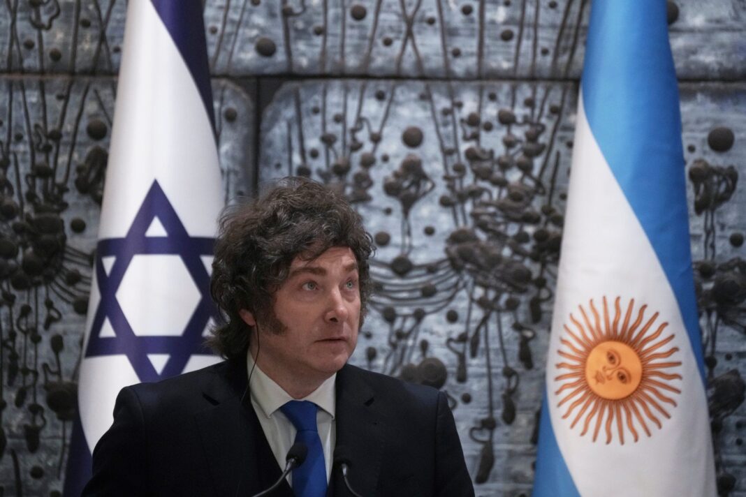 El presidente argentino Javier Milei durante un acto oficial en Jerusalén, Israel.