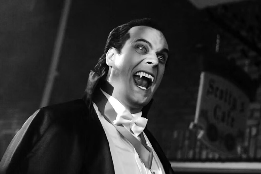 Ilustración evocativa de un paisaje nocturno en los Balcanes del siglo XVIII, con una luna llena y siluetas de aldeas.