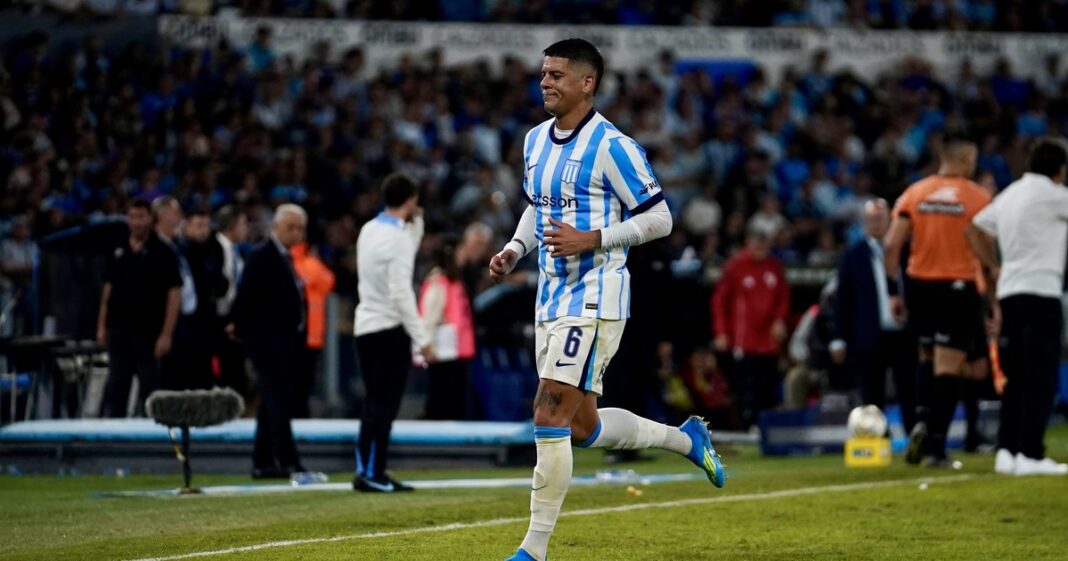Marcos Rojo, jugador de Racing Club, durante el partido contra River Plate.