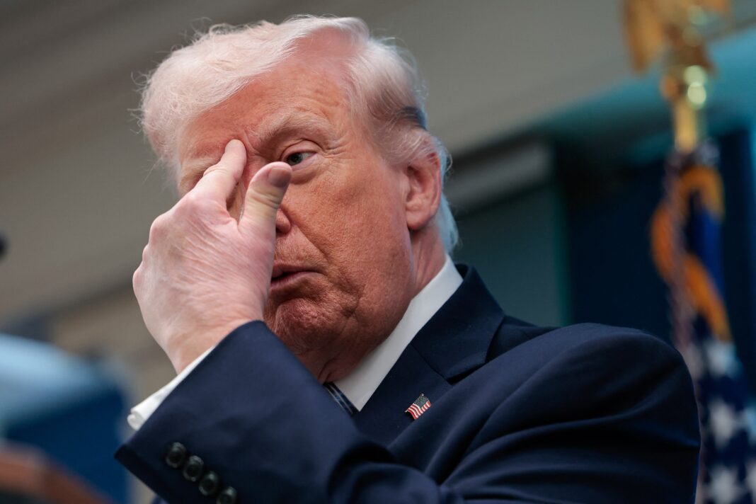 Donald Trump durante entrevista con CBS