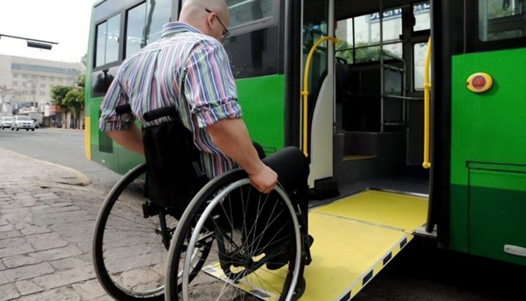 Vehículo de transporte para personas con discapacidad en la Ciudad de Buenos Aires
