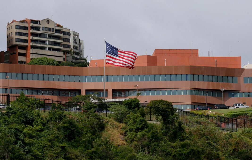 Simulacro de evacuación en Caracas