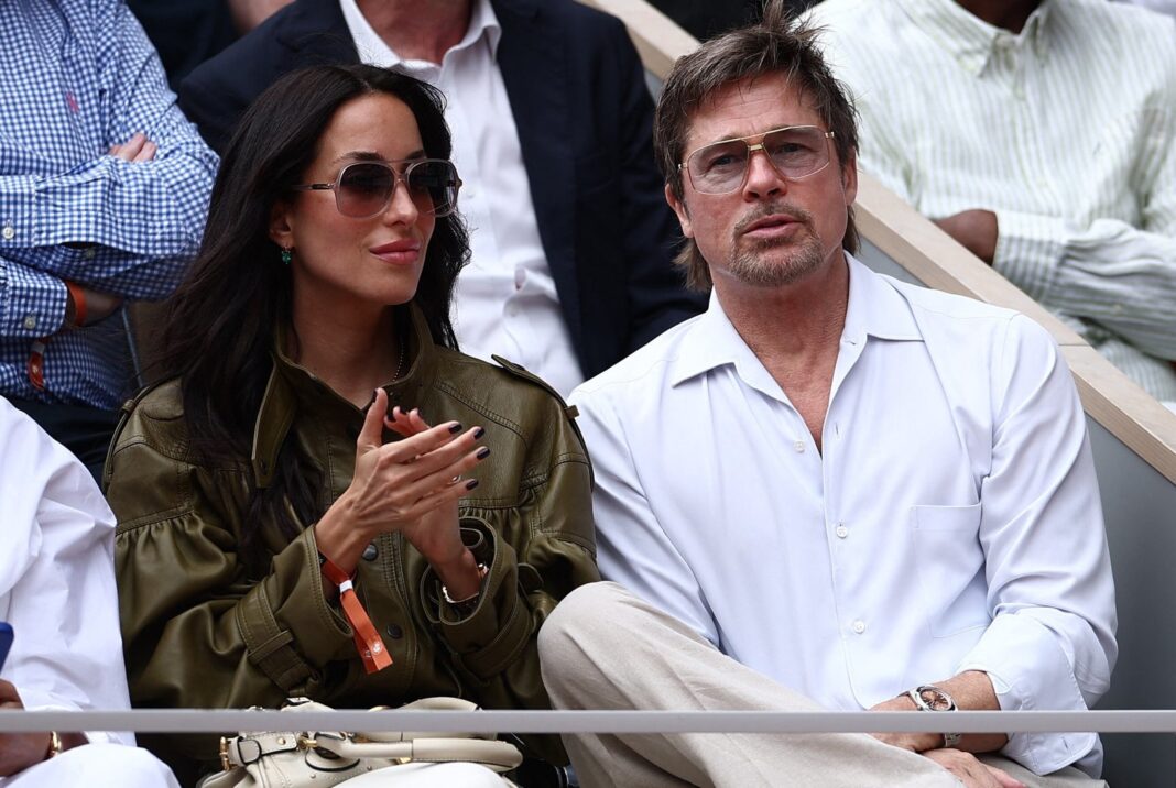 Brad Pitt e Inés de Ramón en la final femenina de Roland Garros 2026 en París