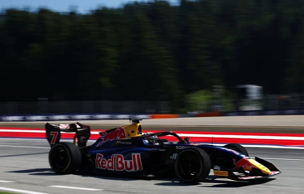 Mattia Colnaghi en la carrera sprint del GP de Austria de Fórmula 3