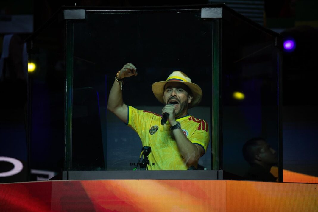 Abelardo de la Espriella durante su discurso en Barranquilla