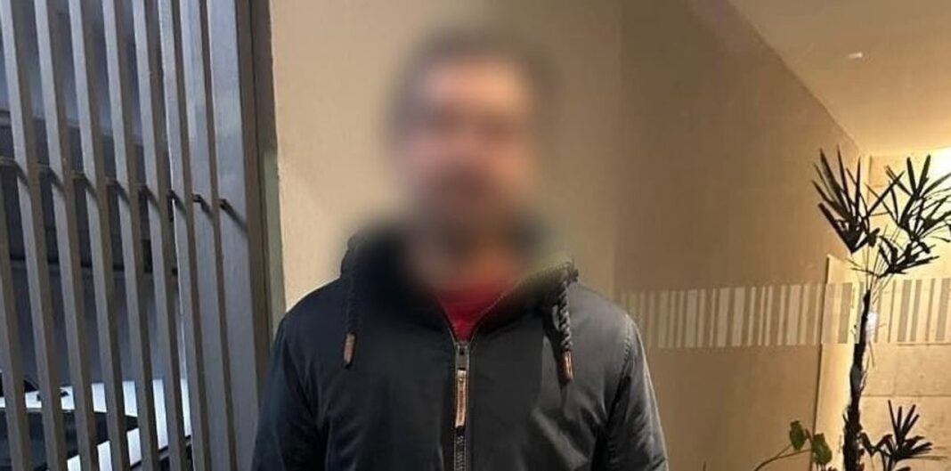 Policía de la Ciudad en operativo de detención en barrio porteño de Flores