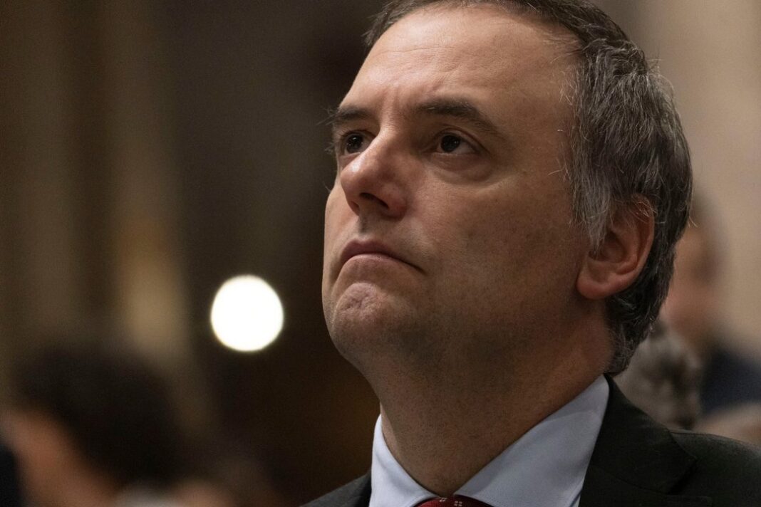 Manuel Adorni, jefe de Gabinete, en conferencia de prensa