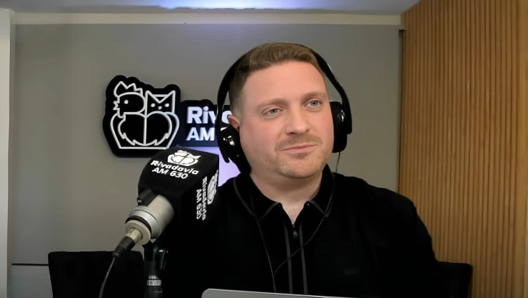Jonatan Viale en Radio Rivadavia