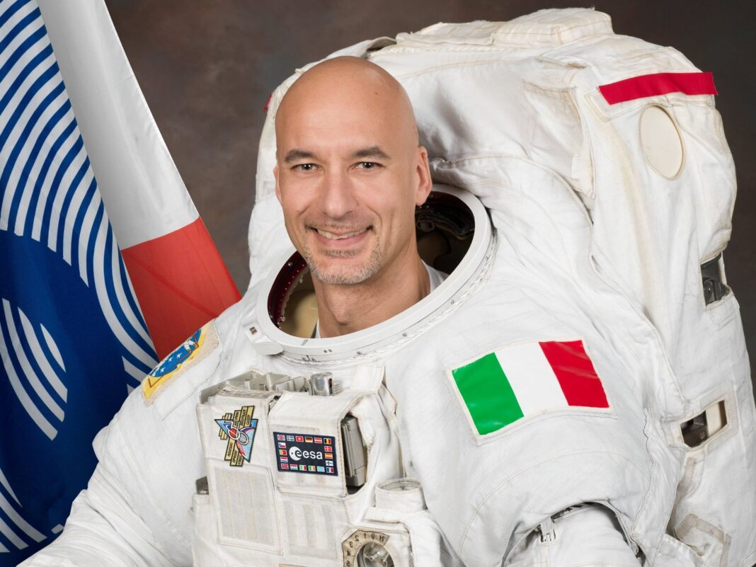 Luca Parmitano, astronauta de la ESA, durante la presentación de la misión Artemis III