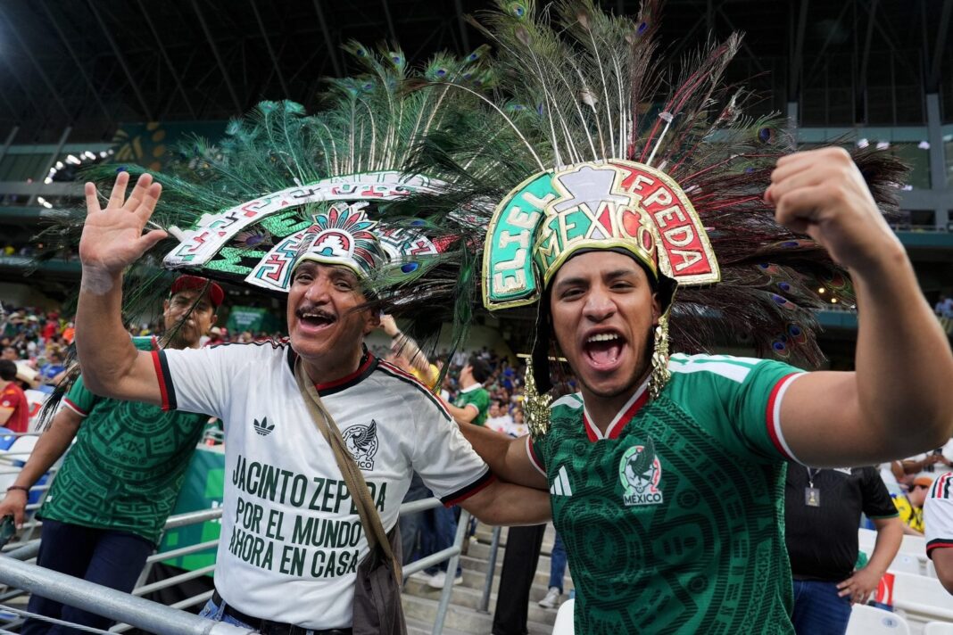 Estadio con banderas del Mundial 2026
