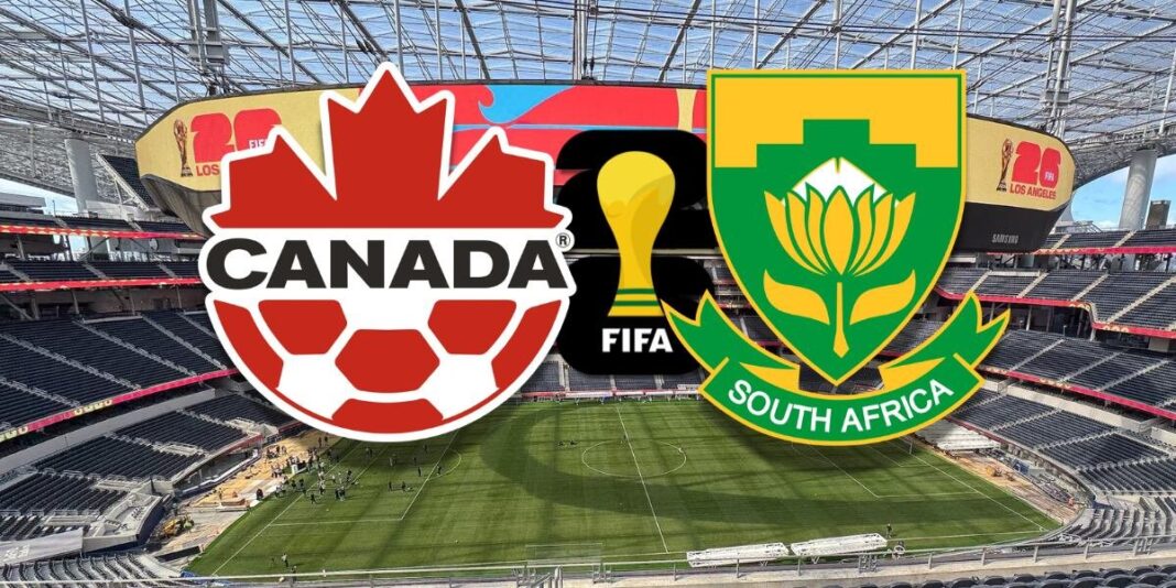 Jugadores de Sudáfrica y Canadá en el campo durante un partido de fútbol del Mundial 2026