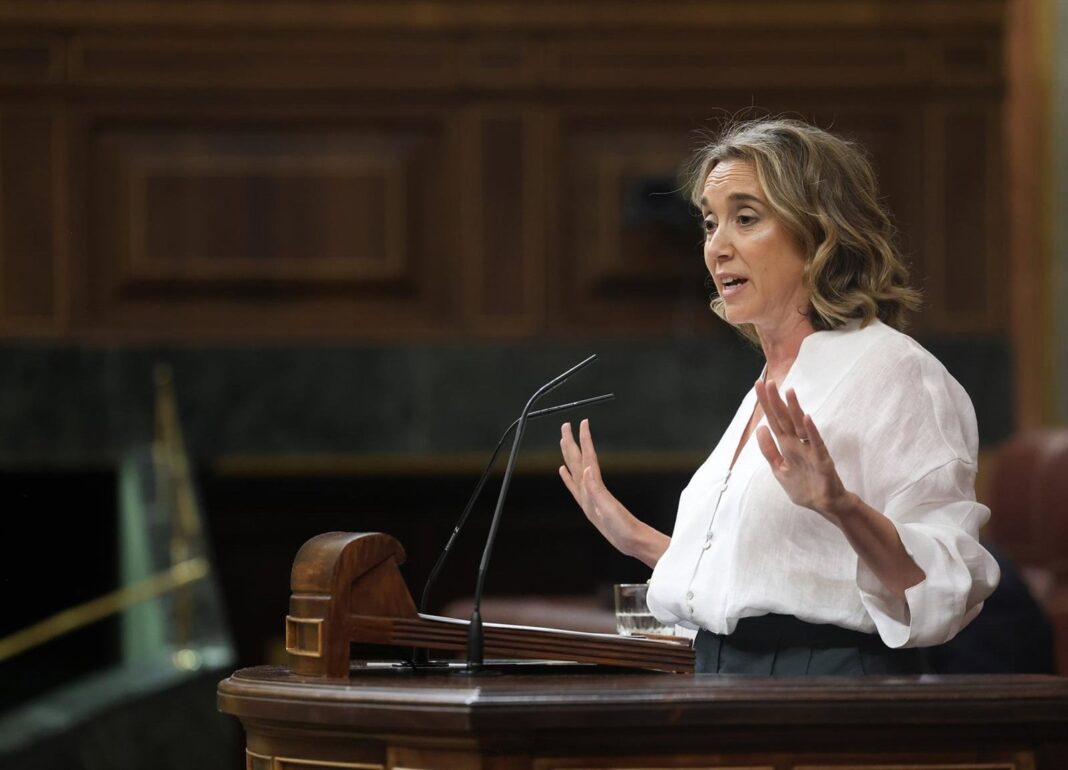 Cuca Gamarra en una jornada del PP sobre la Ley de Eficiencia