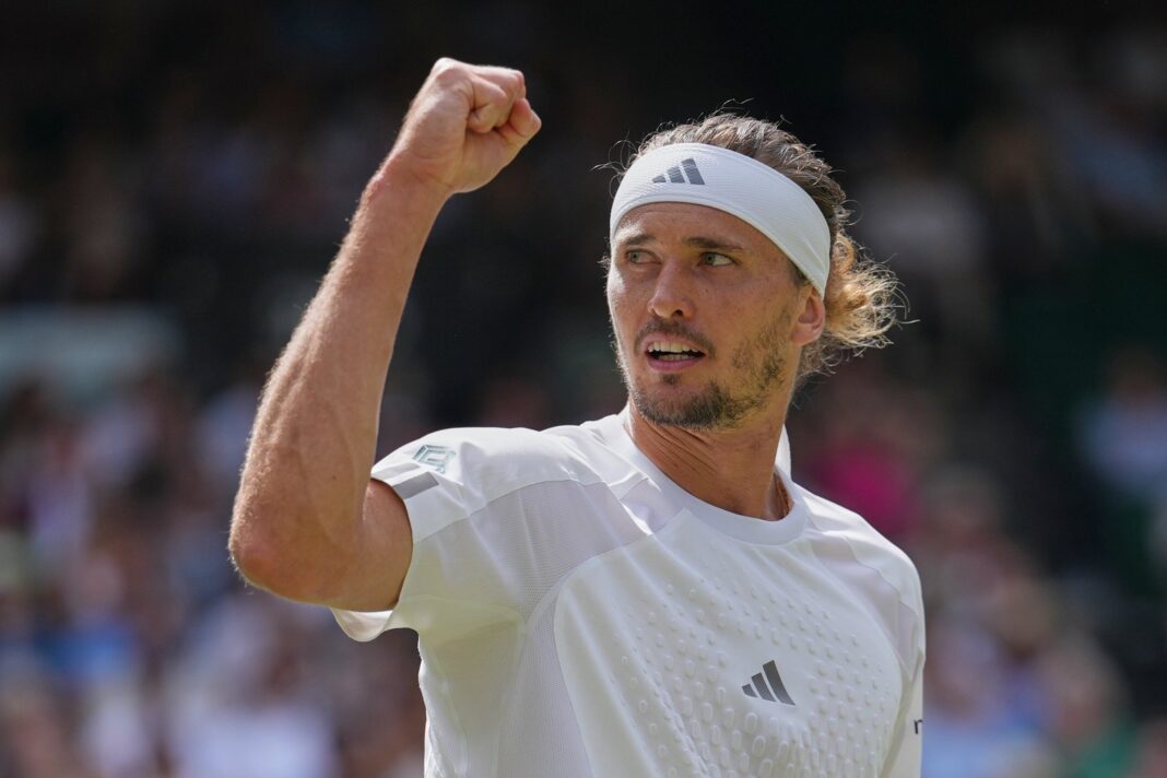 Alexander Zverev celebra su victoria en la semifinal de Wimbledon