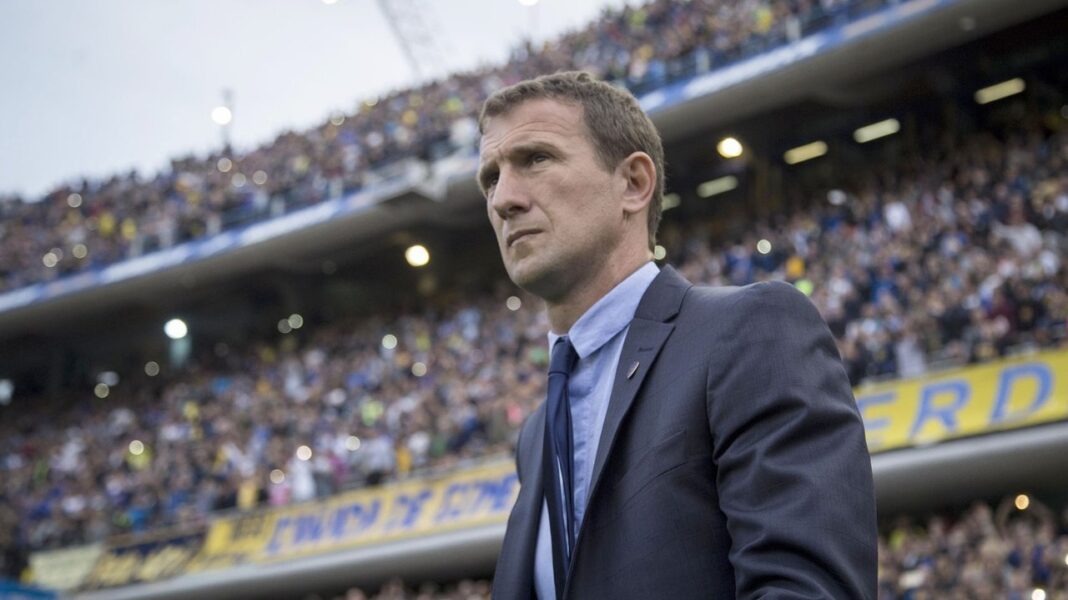 Rodolfo Arruabarrena durante la conferencia de prensa tras la derrota de Boca ante Riestra