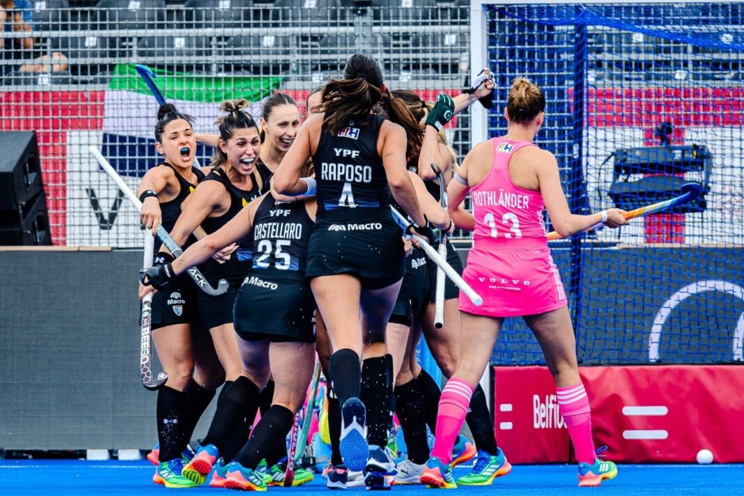 Las Leonas durante un partido en el Mundial de hockey 2026
