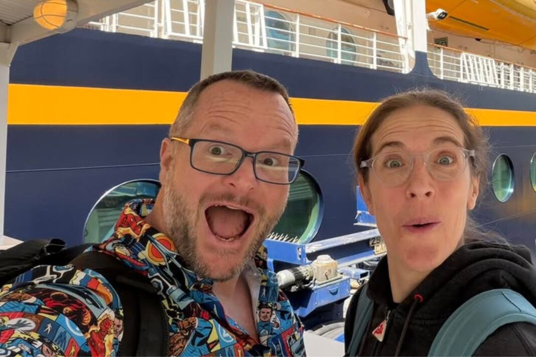 Pareja británica que logró jubilarse antes de los 40