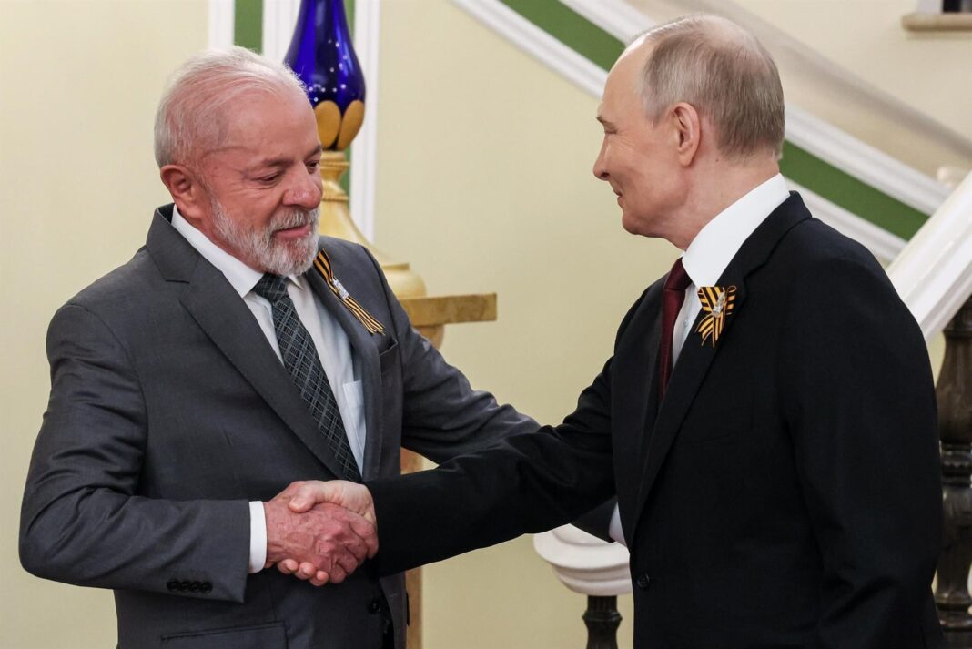 Lula y Putin durante reunión bilateral