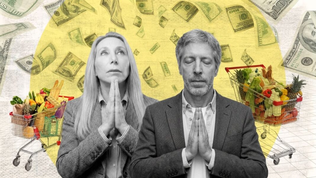 Operadores financieros en una mesa de dinero