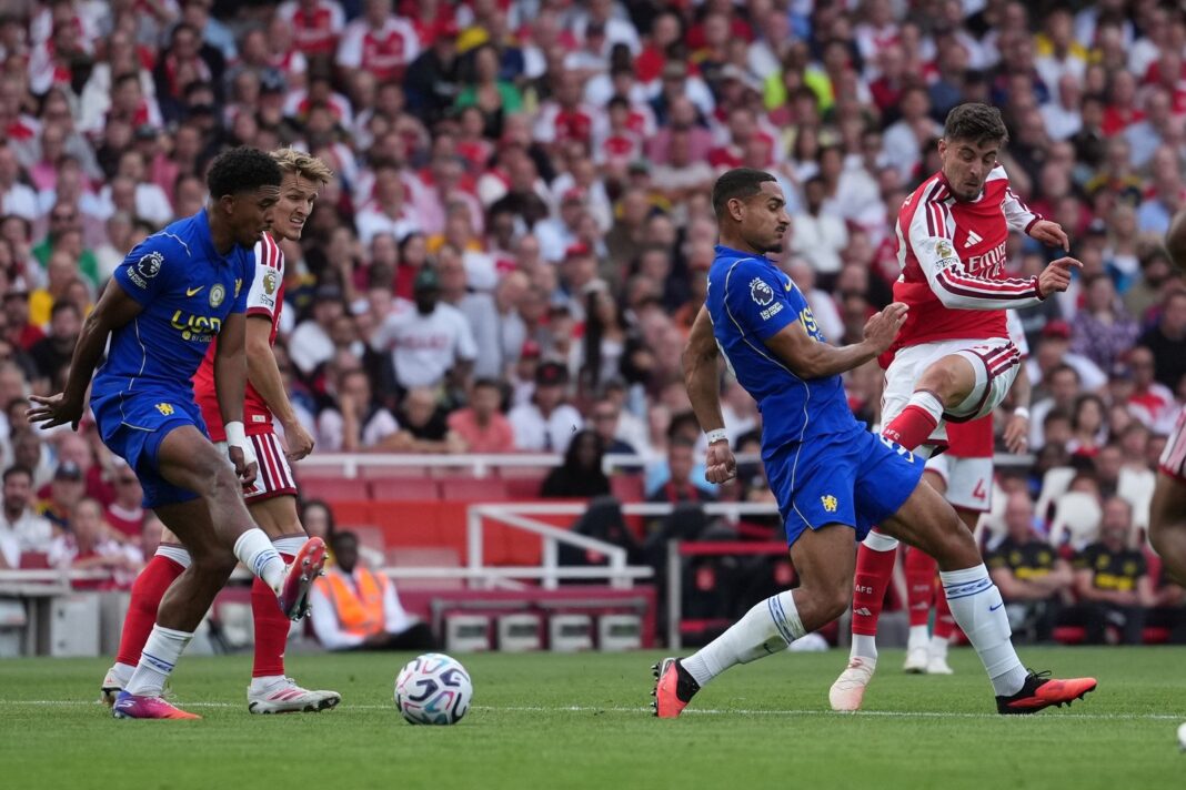 Jugada del partido entre Arsenal y Chelsea en el Emirates Stadium