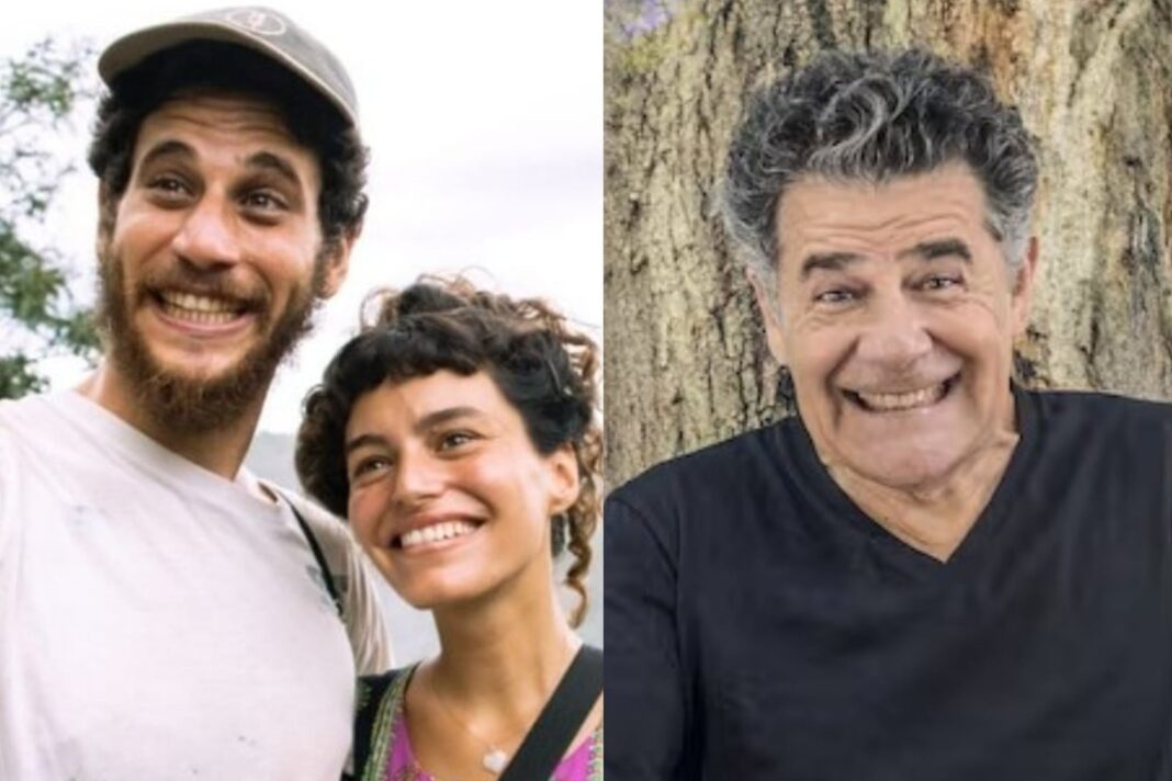 Ailuz Celeste y Jerónimo Weich en su casa de barro en Traslasierra