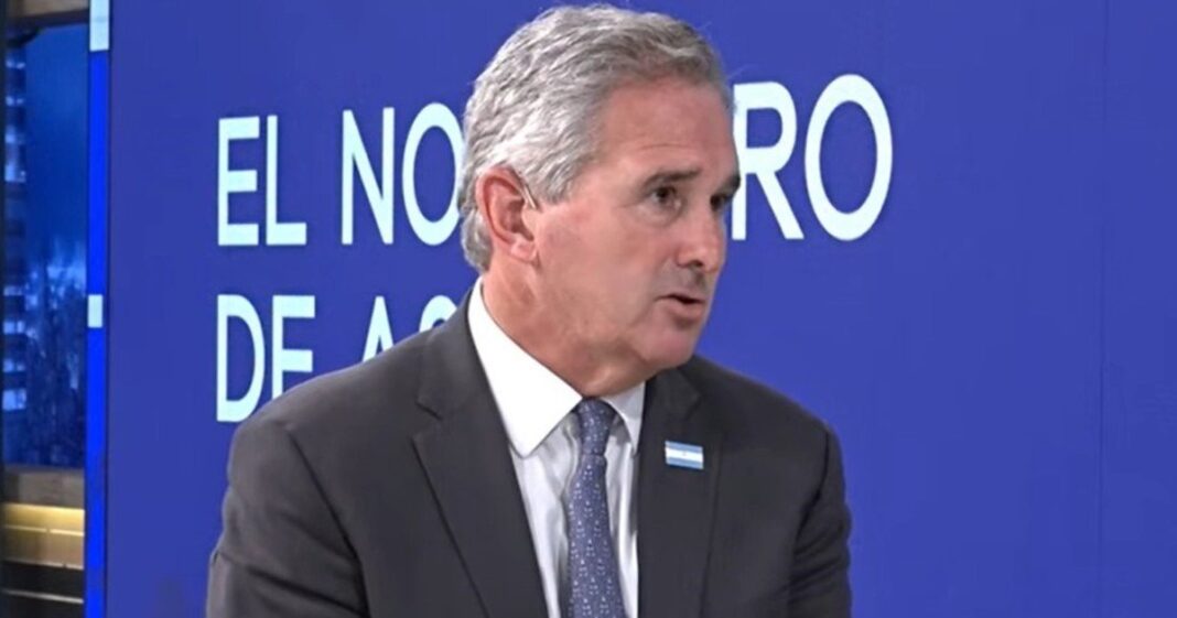 Canciller Pablo Quirno durante una entrevista