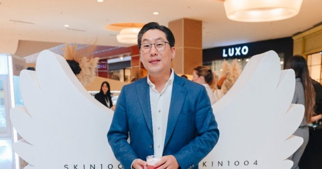 Local de Skinko en un shopping de Buenos Aires con productos de cosmética coreana