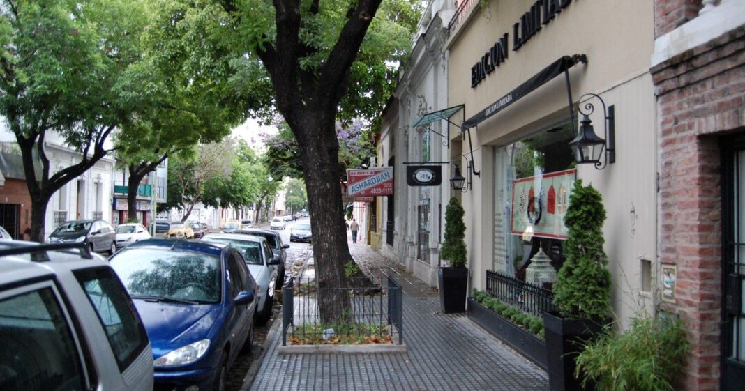Fachada de edificio de departamentos en Palermo Soho, Ciudad de Buenos Aires