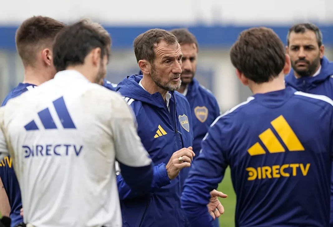 Rodolfo Arruabarrena, entrenador de Boca Juniors, durante un entrenamiento