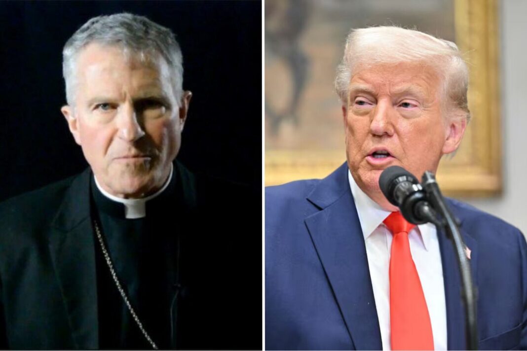 El arzobispo militar de Estados Unidos, Timothy Broglio, durante una ceremonia religiosa