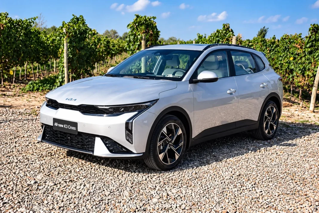 Kia K3 Hatchback en un concesionario