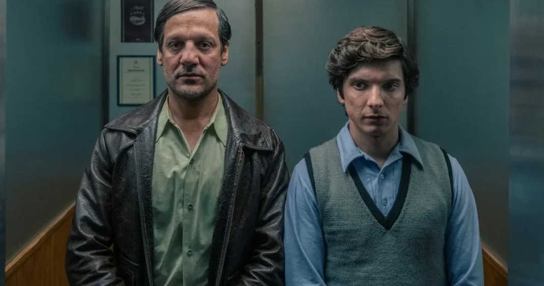 Rodrigo de la Serna caracterizado como Aníbal Gordon en la serie 'Gordon' de Netflix