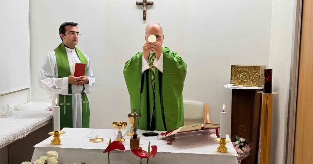El papa León XIV en el Policlínico Gemelli tras su operación