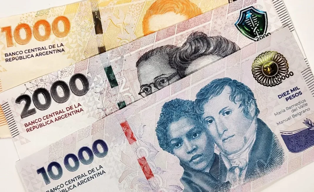 Gráfico de evolución salarial e inflación entre enero y agosto de 2026